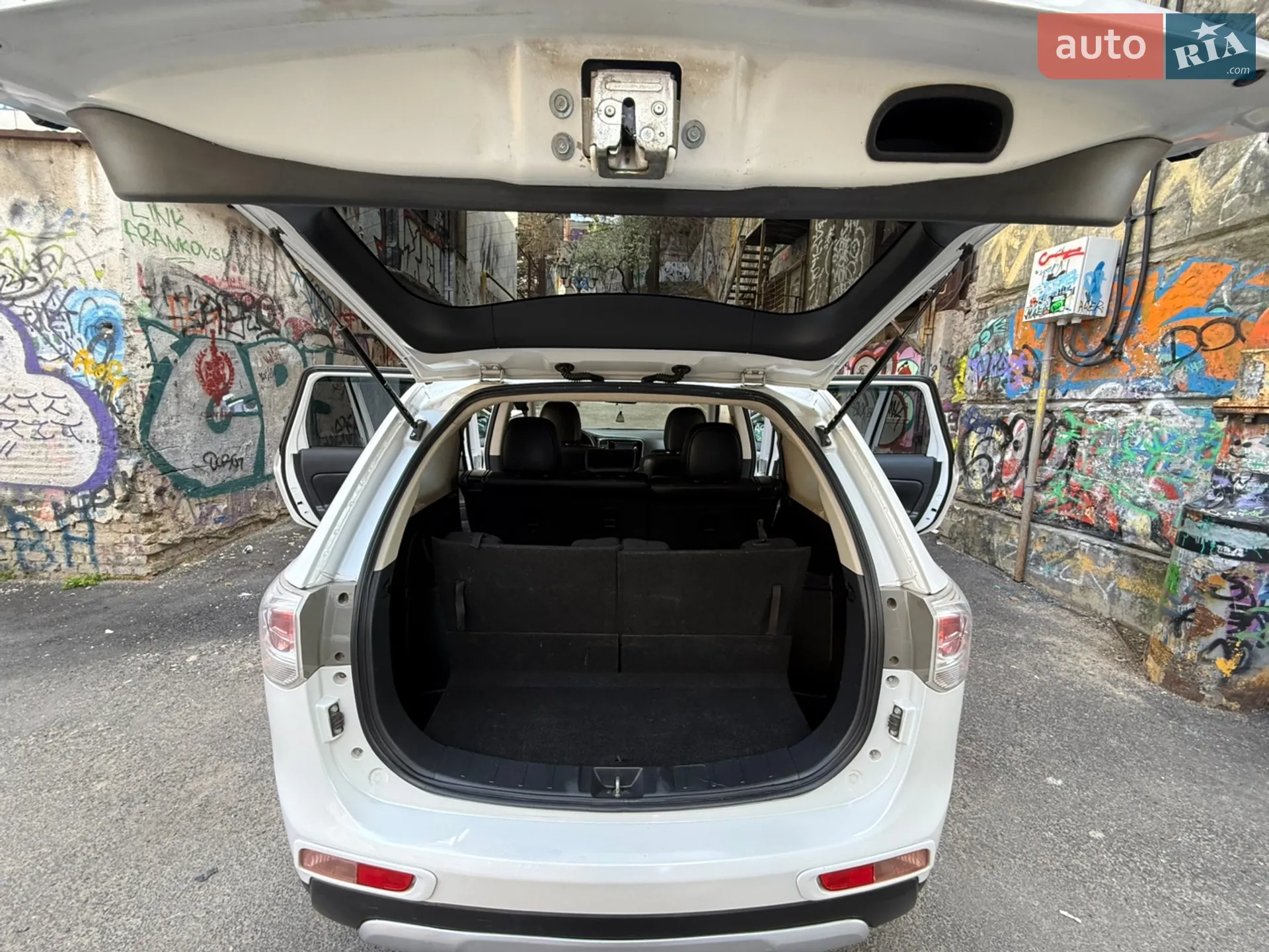 2014 Mitsubishi Outlander - мініатюра 46