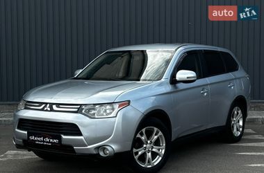 Внедорожник / Кроссовер Mitsubishi Outlander 2014 в Николаеве