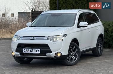 Позашляховик / Кросовер Mitsubishi Outlander 2014 в Стрию