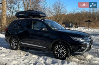 Позашляховик / Кросовер Mitsubishi Outlander 2018 в Івано-Франківську