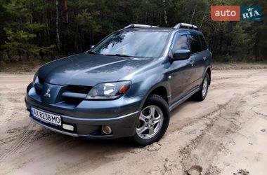 Внедорожник / Кроссовер Mitsubishi Outlander 2003 в Ахтырке