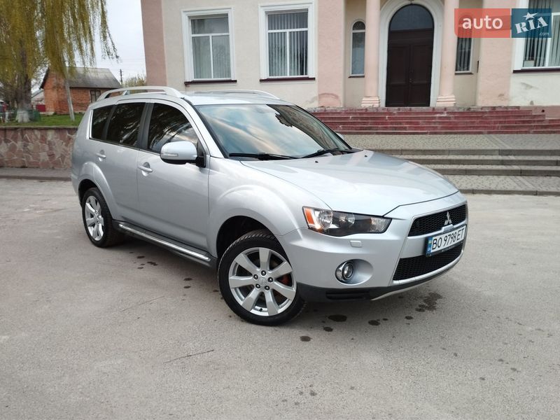 Mitsubishi Outlander 2010