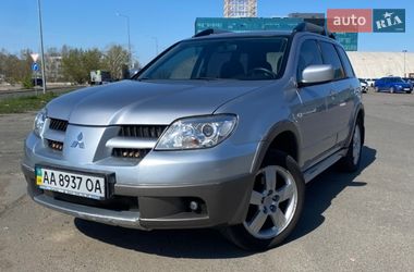 Внедорожник / Кроссовер Mitsubishi Outlander 2006 в Киеве