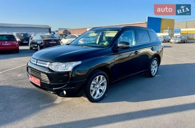 Позашляховик / Кросовер Mitsubishi Outlander 2013 в Житомирі