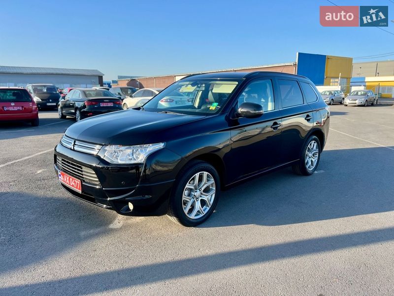 Mitsubishi Outlander 2013