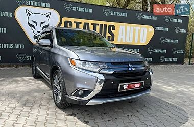 Внедорожник / Кроссовер Mitsubishi Outlander 2017 в Хмельницком