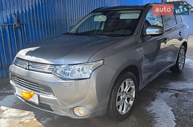 Позашляховик / Кросовер Mitsubishi Outlander 2013 в Калуші