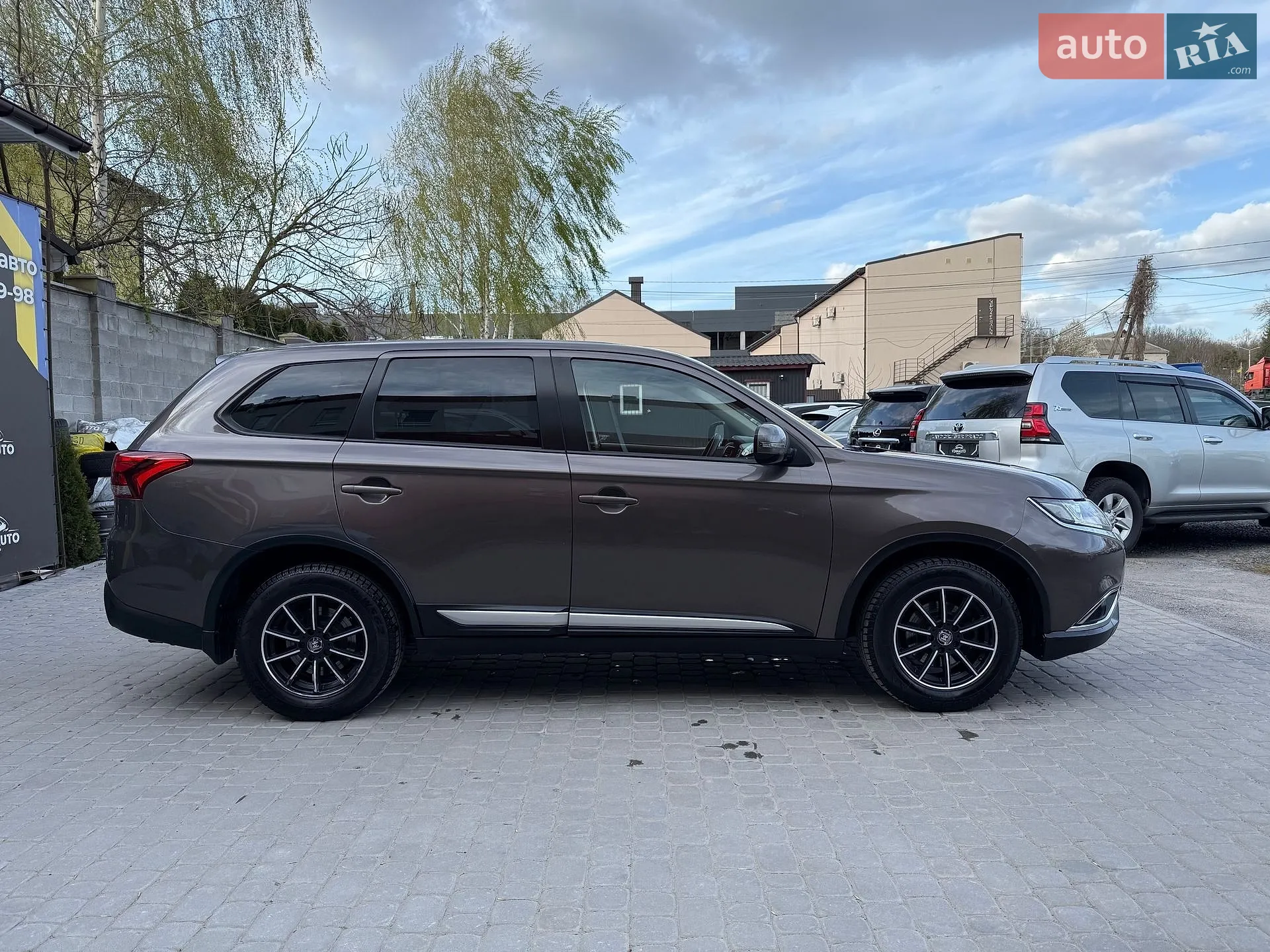 2018 Mitsubishi Outlander - мініатюра 12