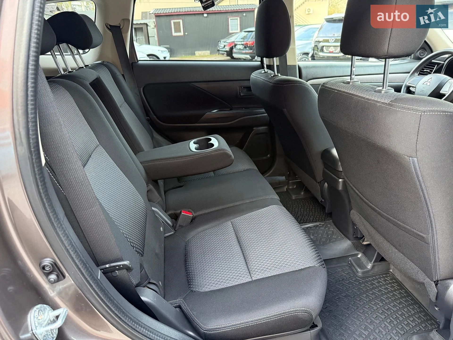 2018 Mitsubishi Outlander - мініатюра 44