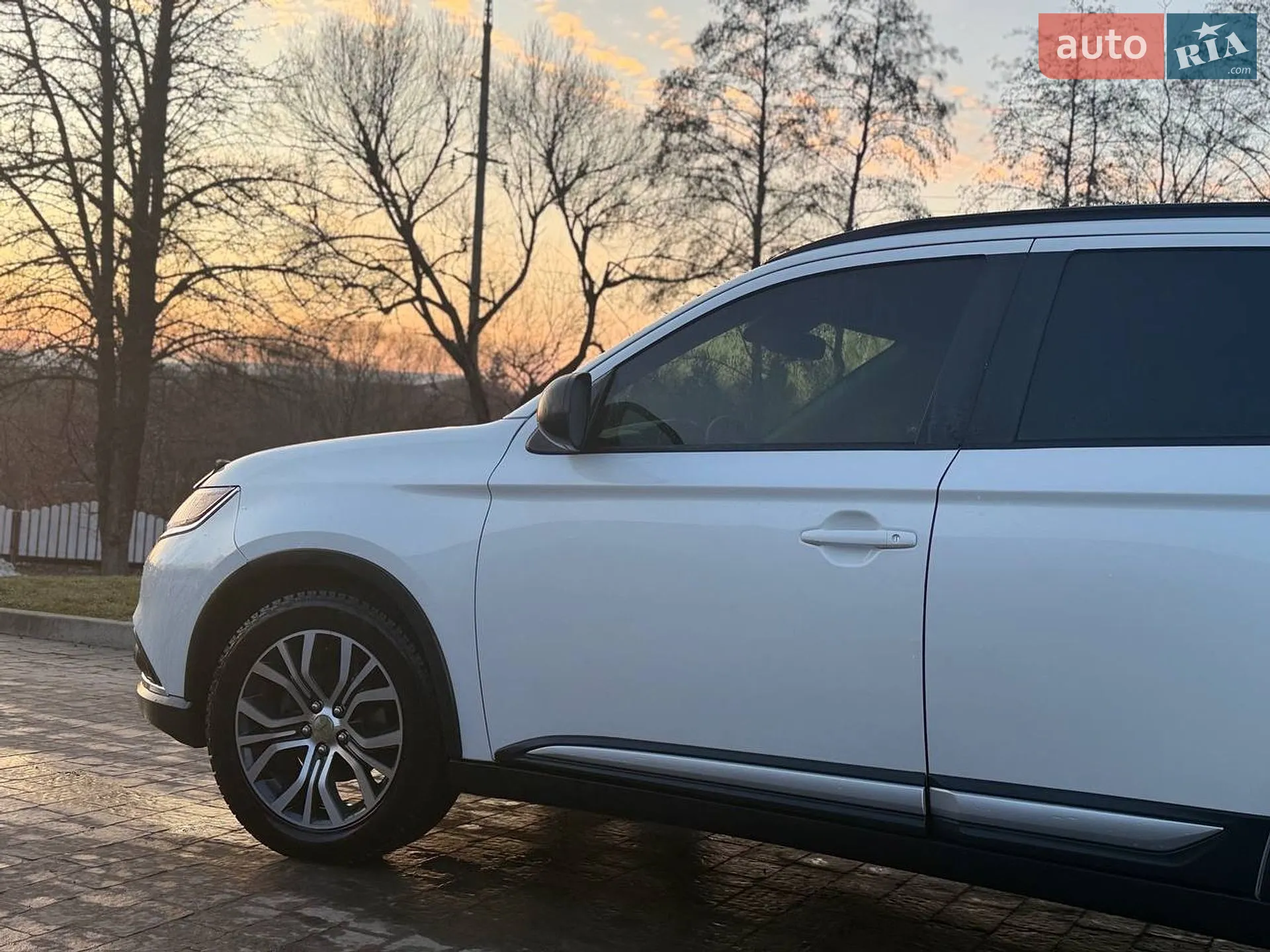 2018 Mitsubishi Outlander - мініатюра 6