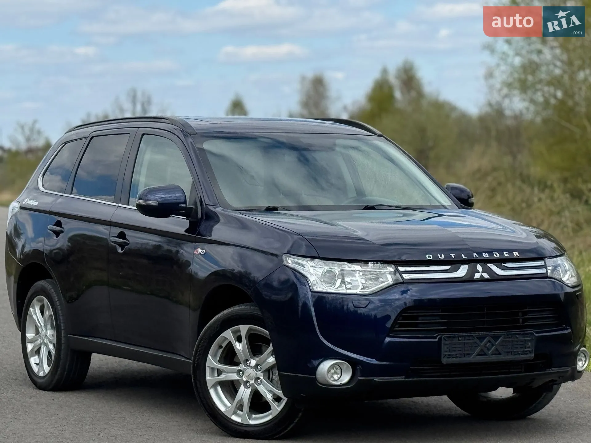 2013 Mitsubishi Outlander - мініатюра 10