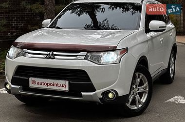 Позашляховик / Кросовер Mitsubishi Outlander 2014 в Білогородці