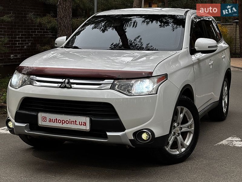 Mitsubishi Outlander 2014