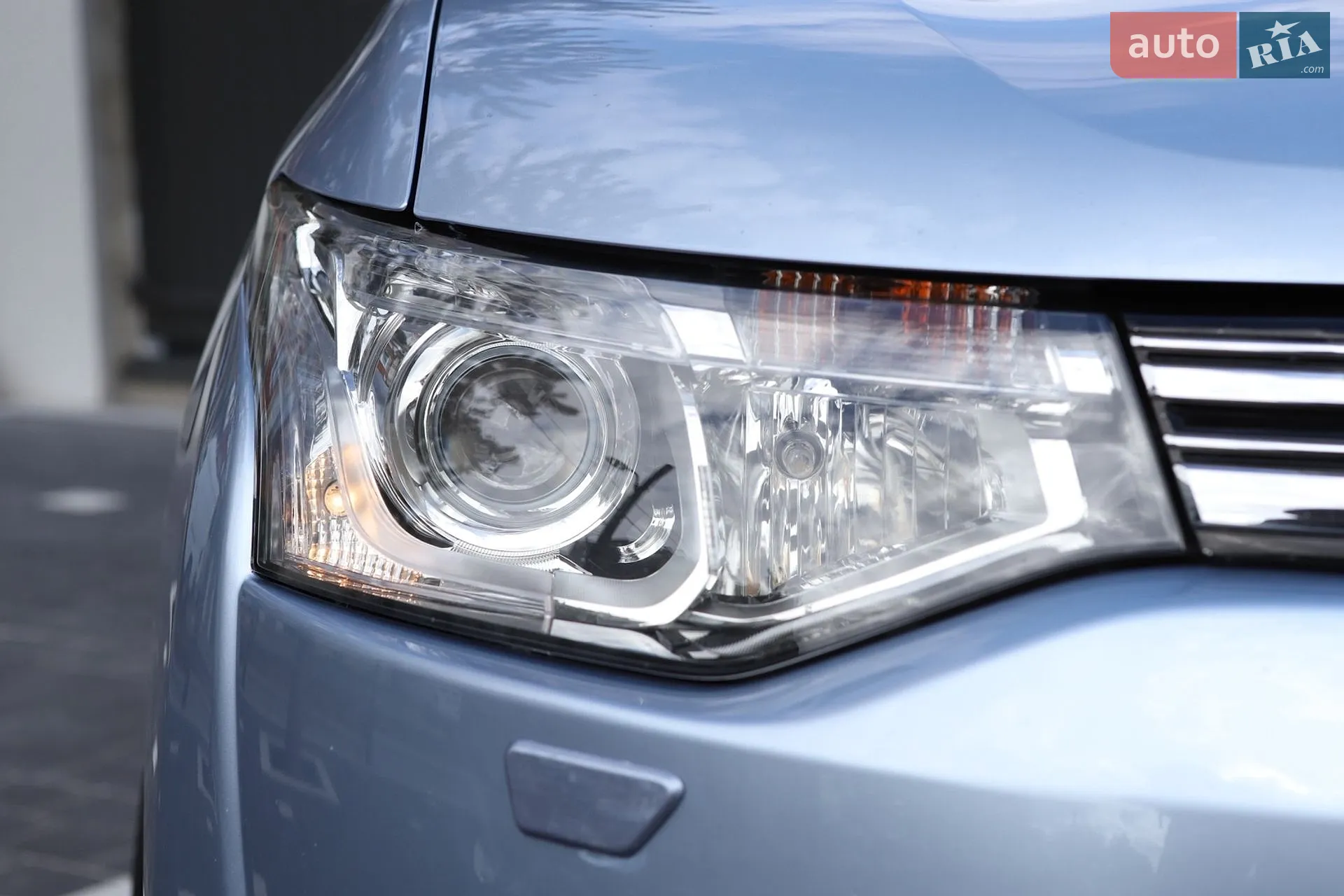 2014 Mitsubishi Outlander - мініатюра 28