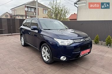 Внедорожник / Кроссовер Mitsubishi Outlander 2013 в Радивилове