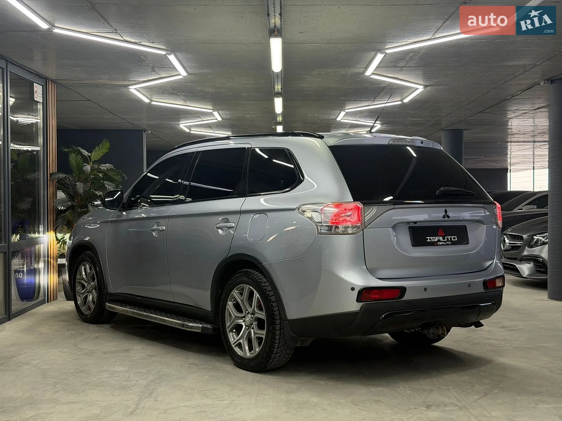 2014 Mitsubishi Outlander - мініатюра 10