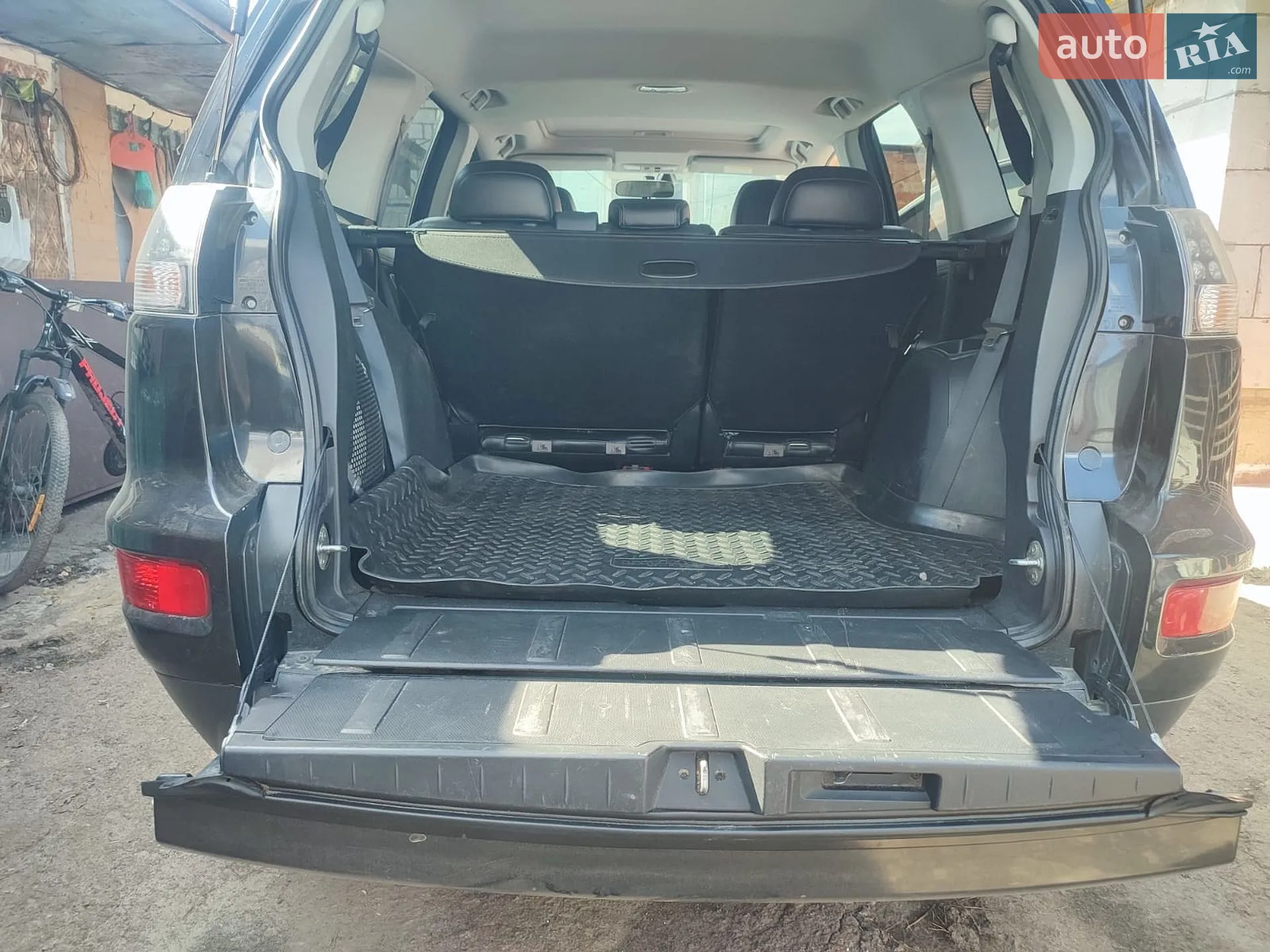 2010 Mitsubishi Outlander - мініатюра 9