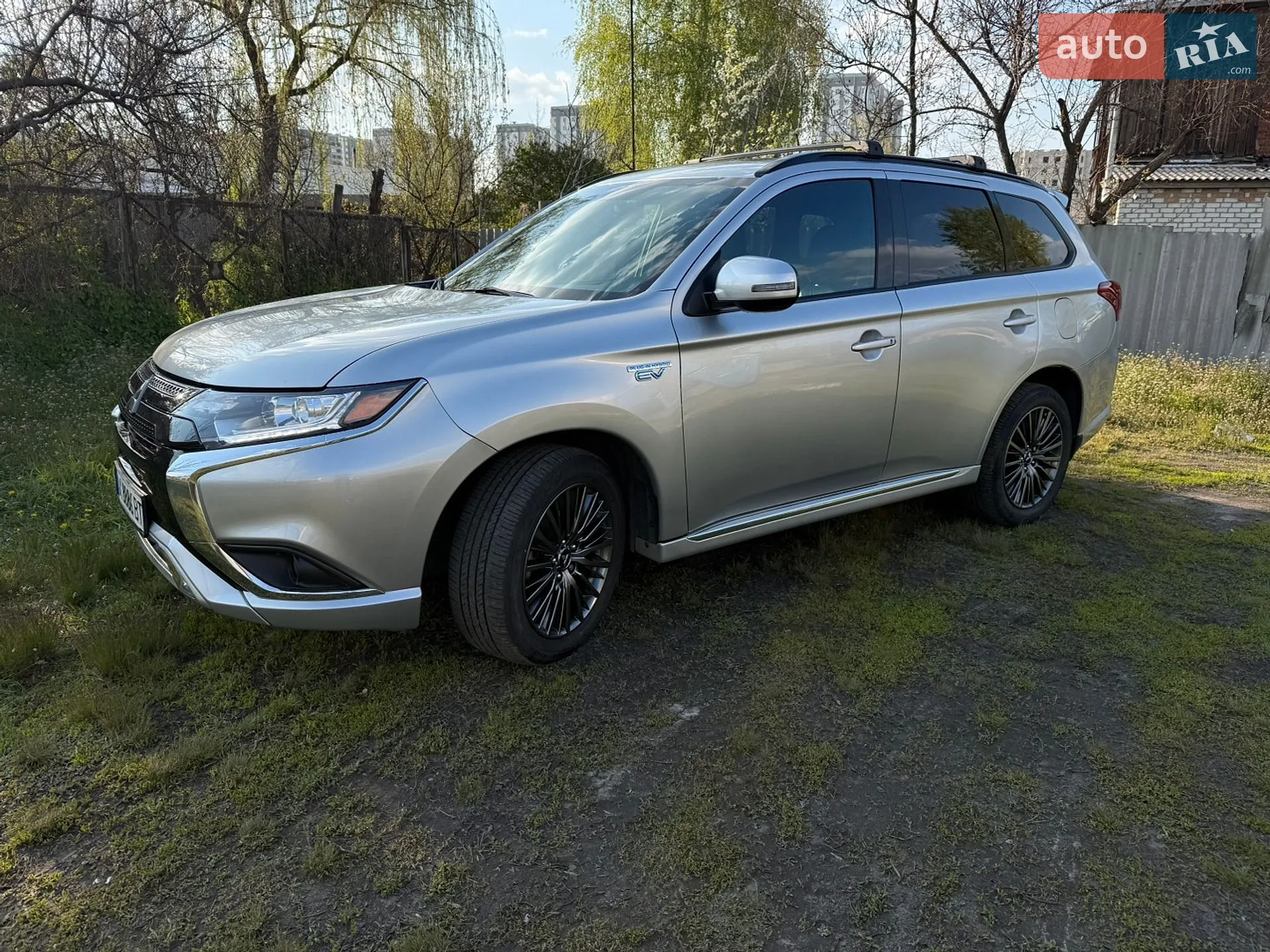 2022 Mitsubishi Outlander - мініатюра 3