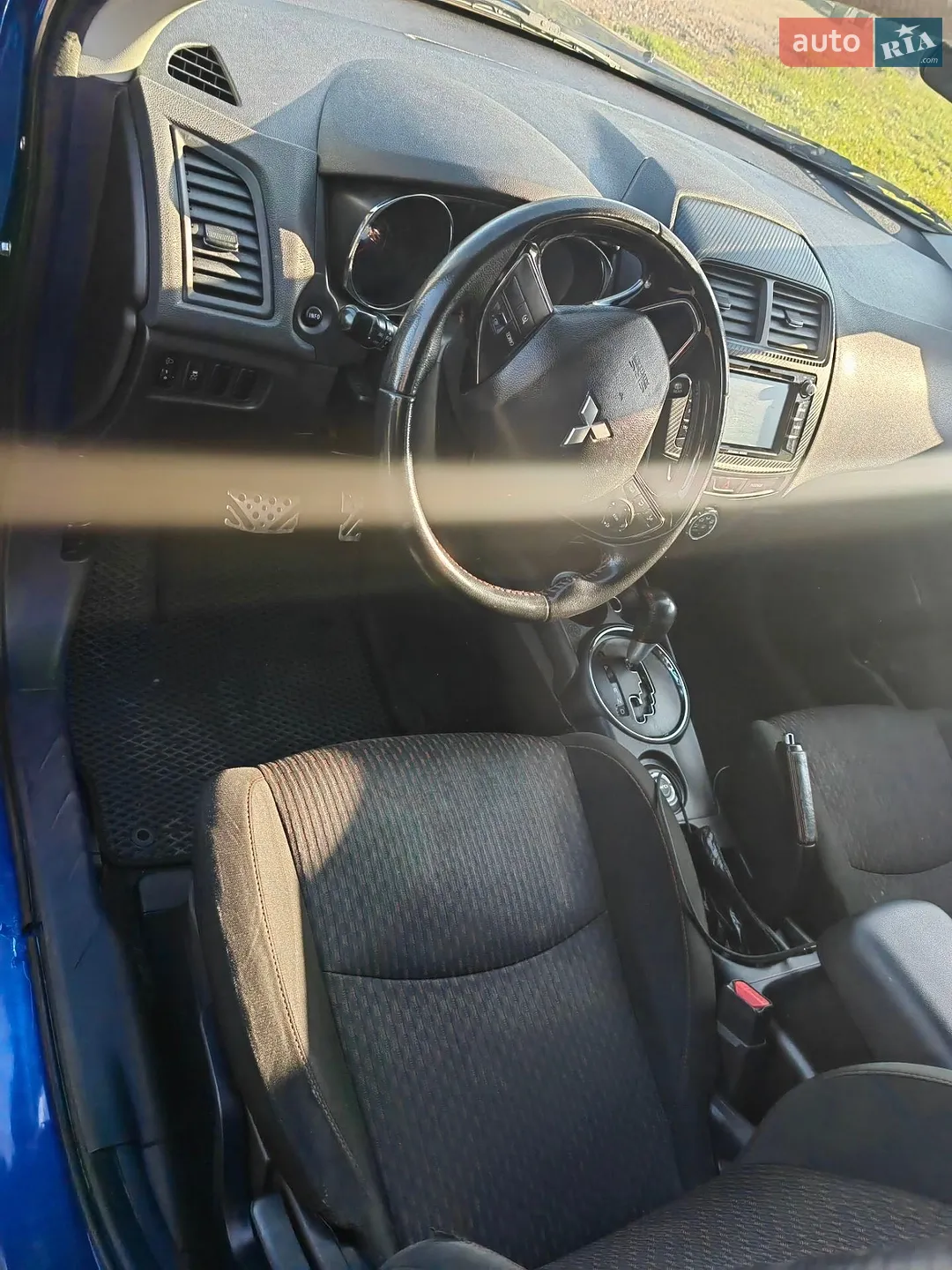 2017 Mitsubishi Outlander - мініатюра 4