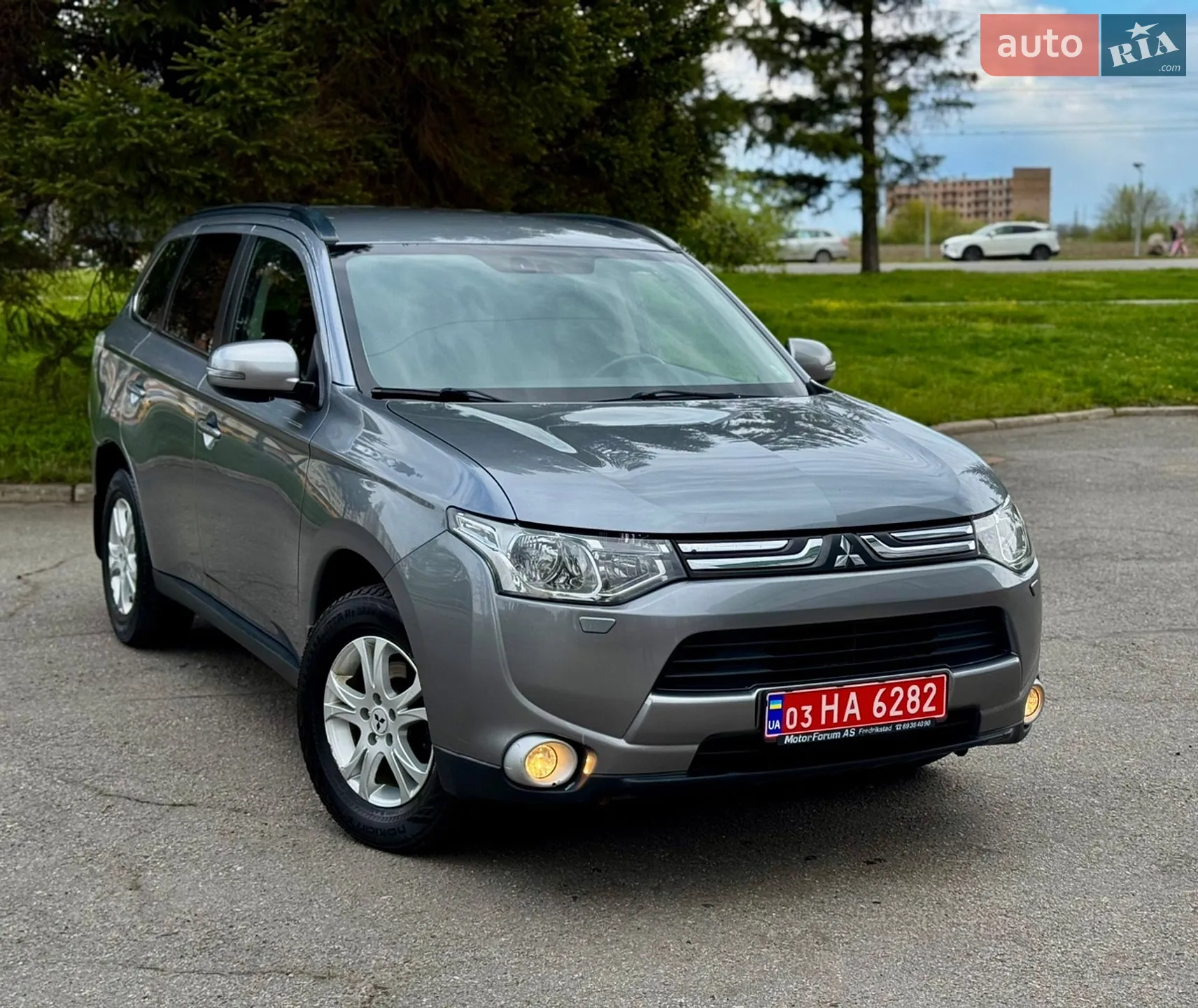 2013 Mitsubishi Outlander - мініатюра 2