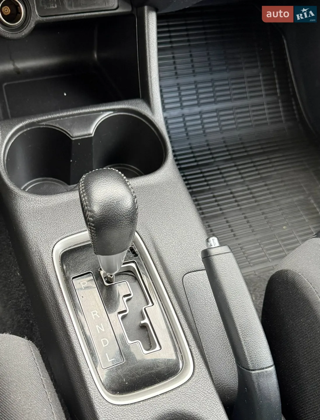 2013 Mitsubishi Outlander - мініатюра 21