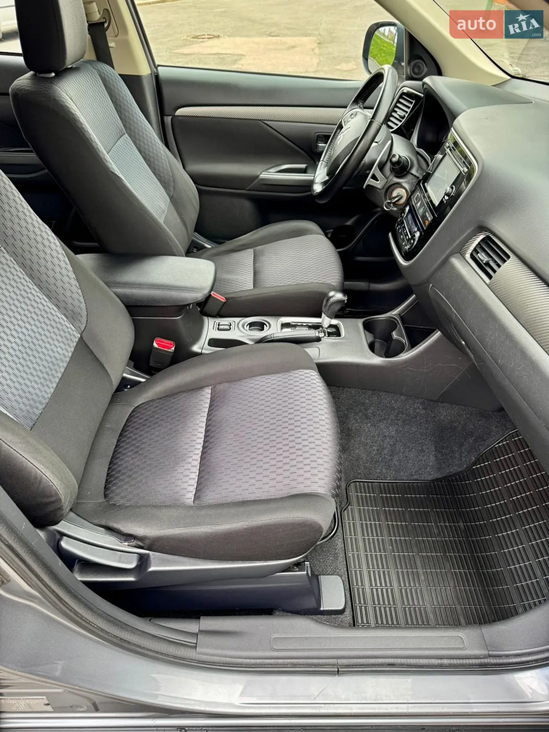 2013 Mitsubishi Outlander - мініатюра 27
