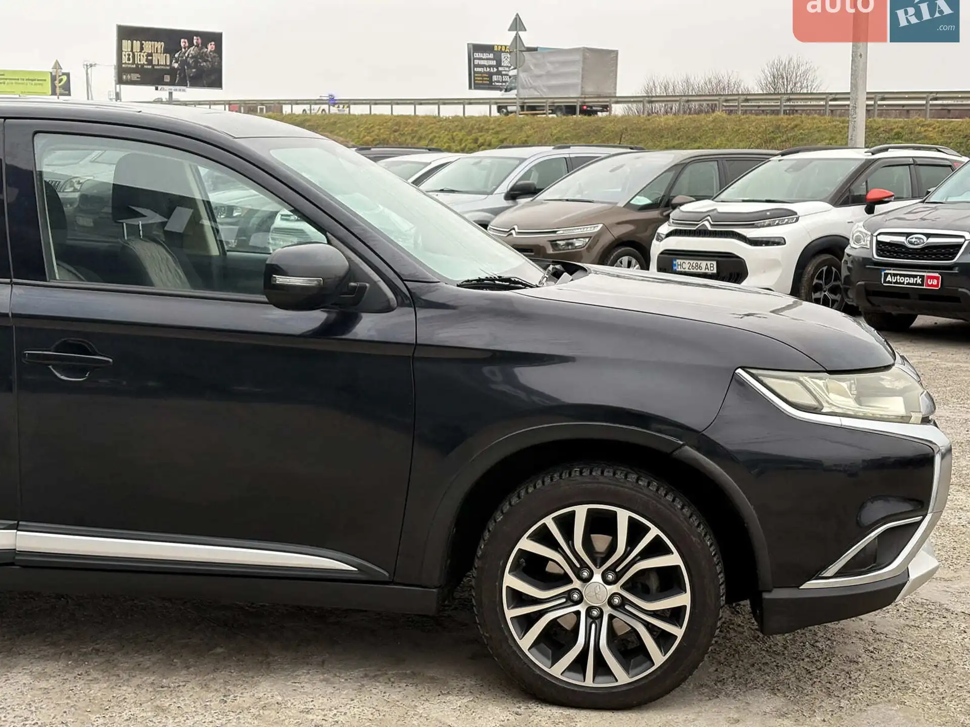 2017 Mitsubishi Outlander - мініатюра 5