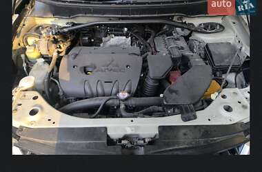Внедорожник / Кроссовер Mitsubishi Outlander 2007 в Днепре