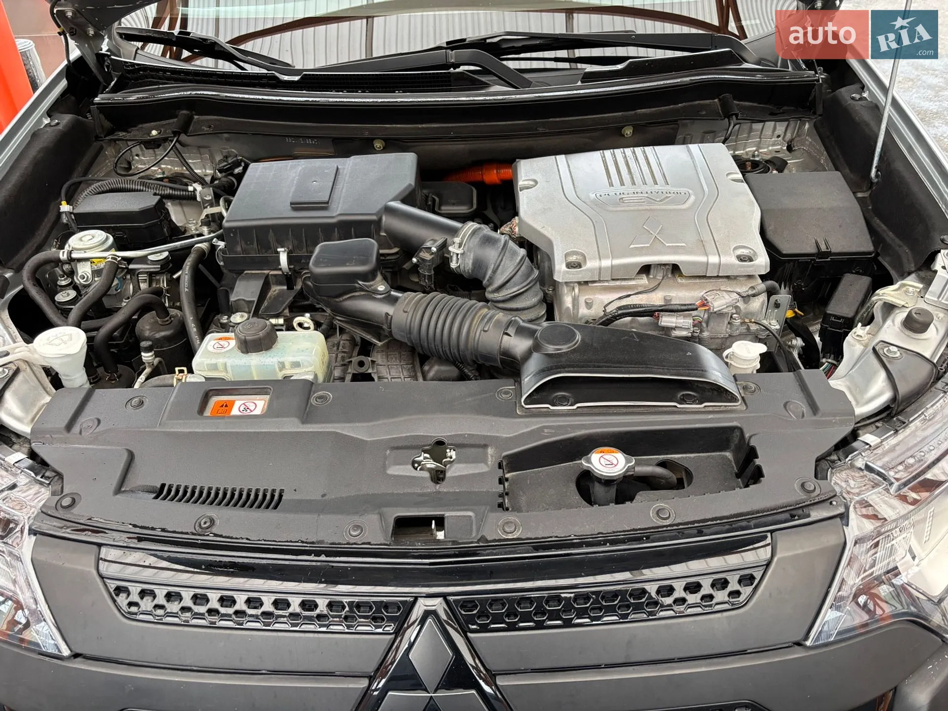 2019 Mitsubishi Outlander - мініатюра 19
