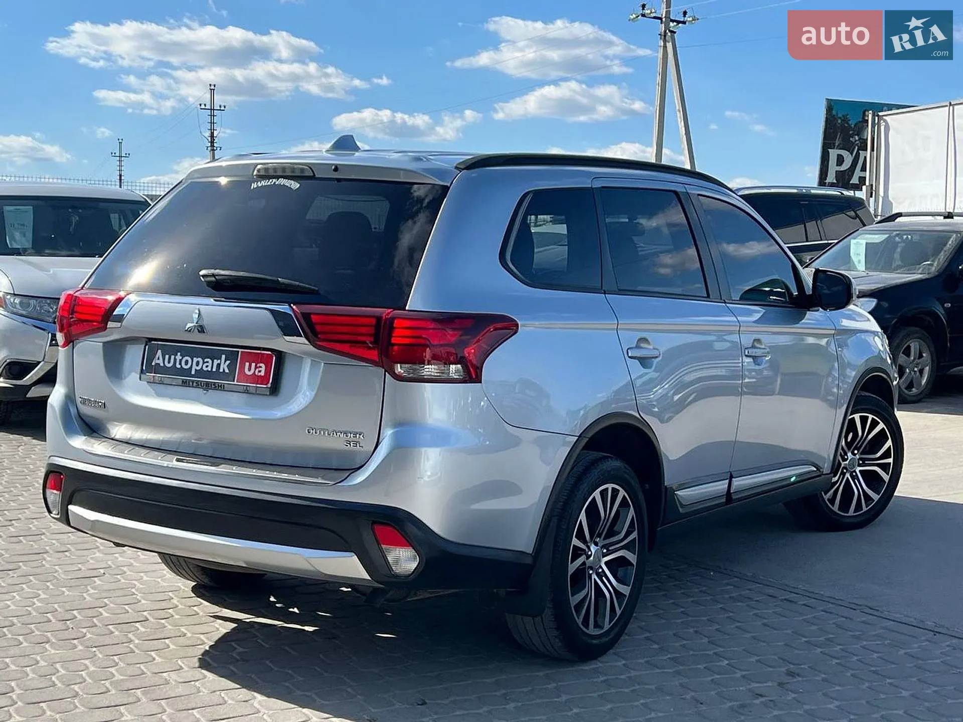 2015 Mitsubishi Outlander - мініатюра 7