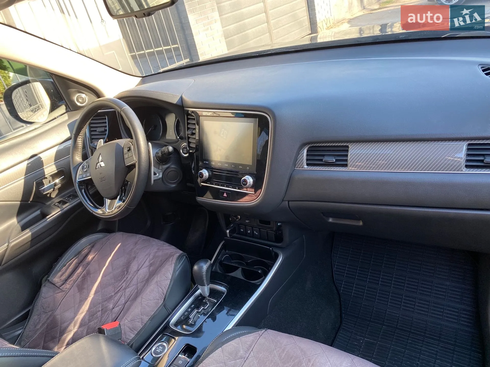 2020 Mitsubishi Outlander - мініатюра 13