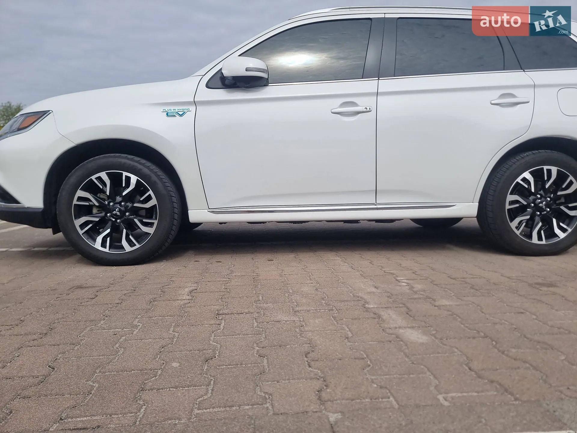 2018 Mitsubishi Outlander - мініатюра 5