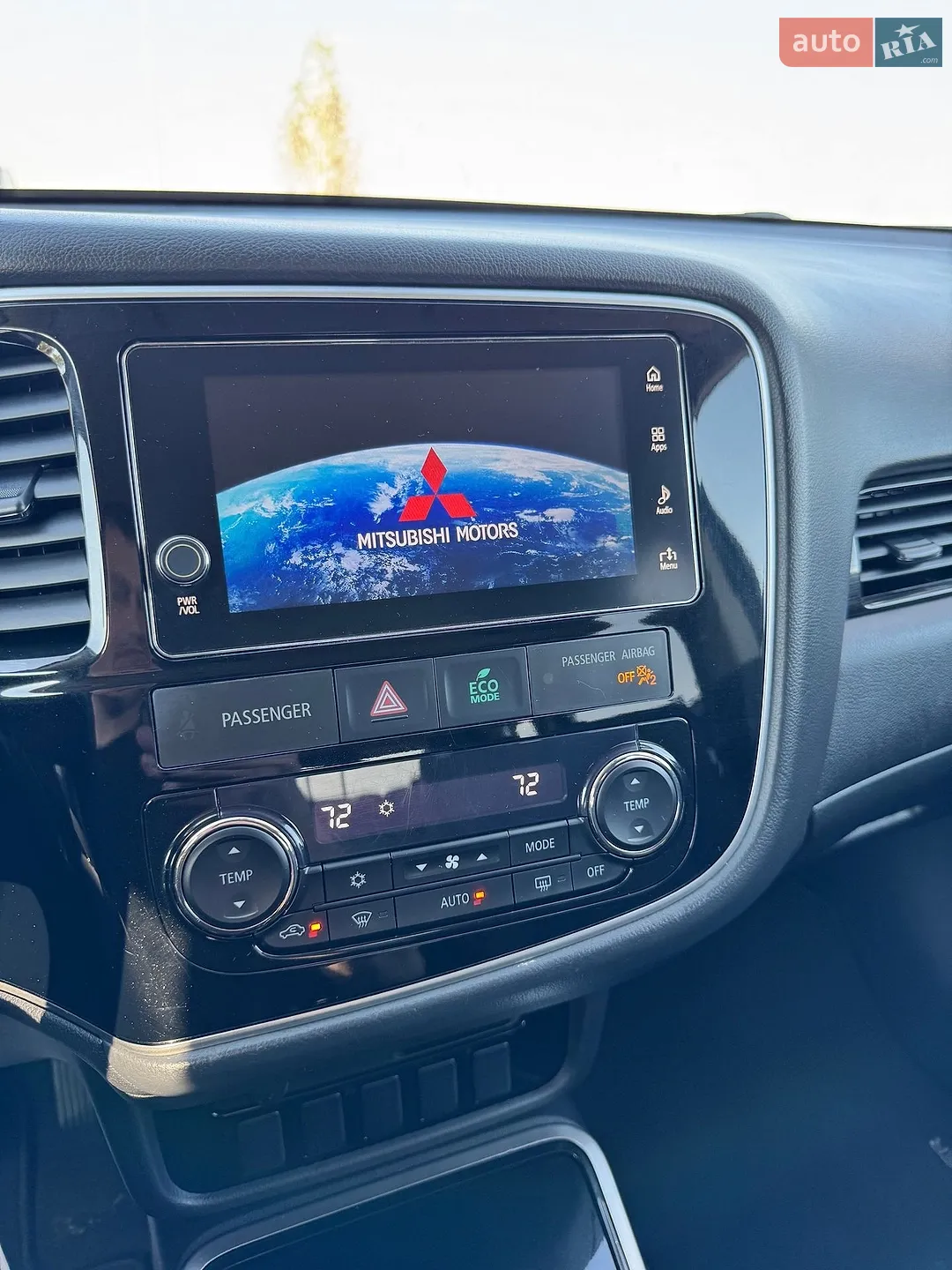 2017 Mitsubishi Outlander - мініатюра 12