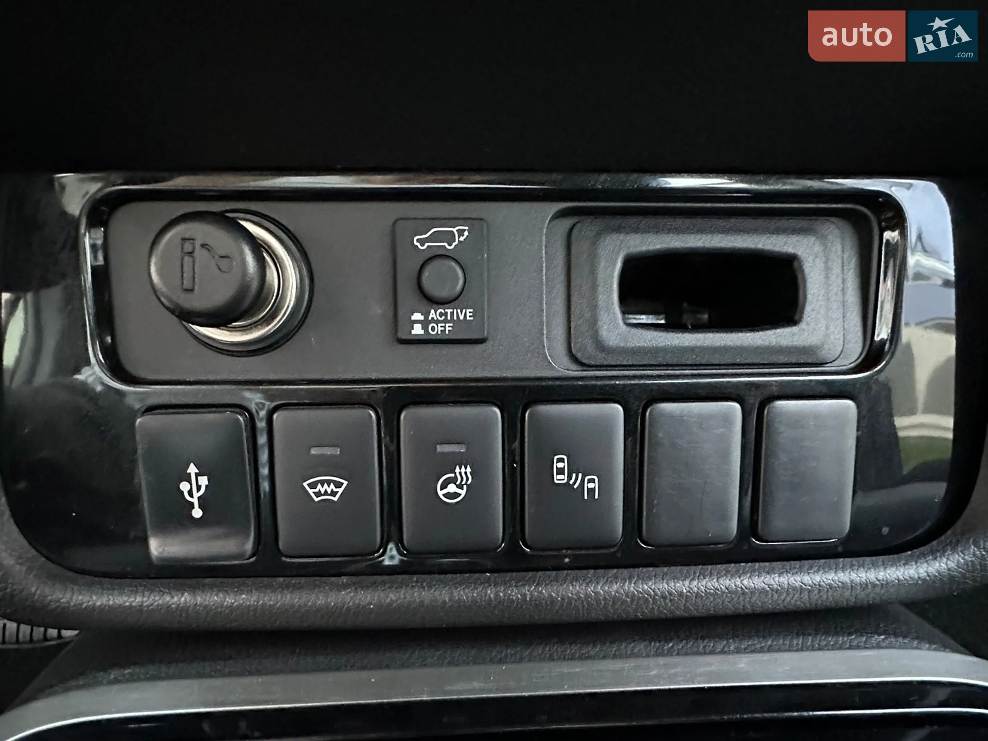2019 Mitsubishi Outlander - мініатюра 94