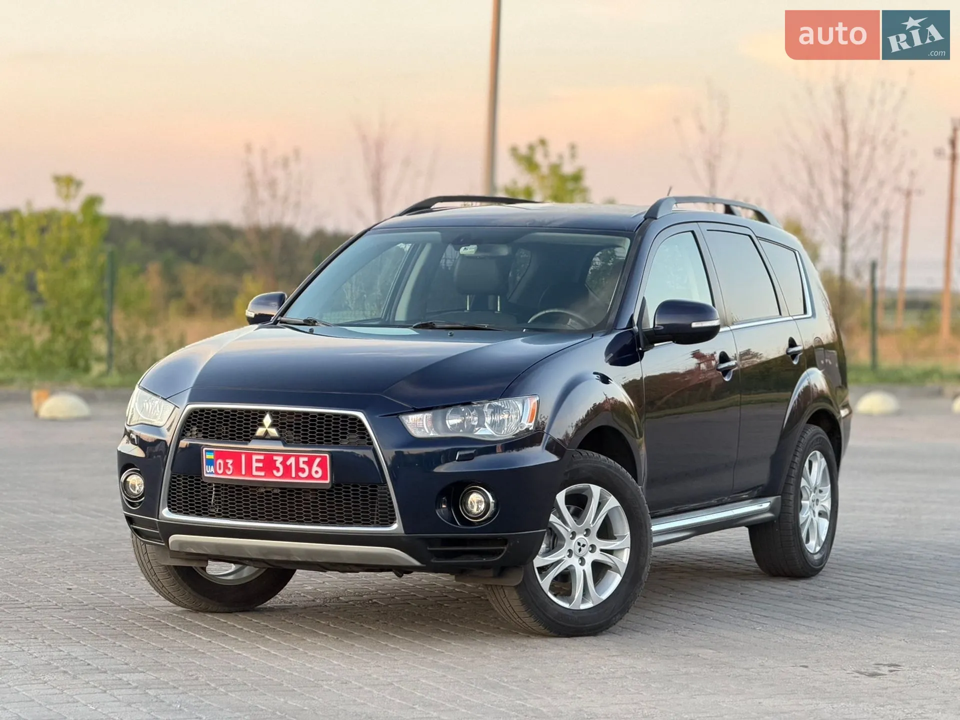 2010 Mitsubishi Outlander - мініатюра 7