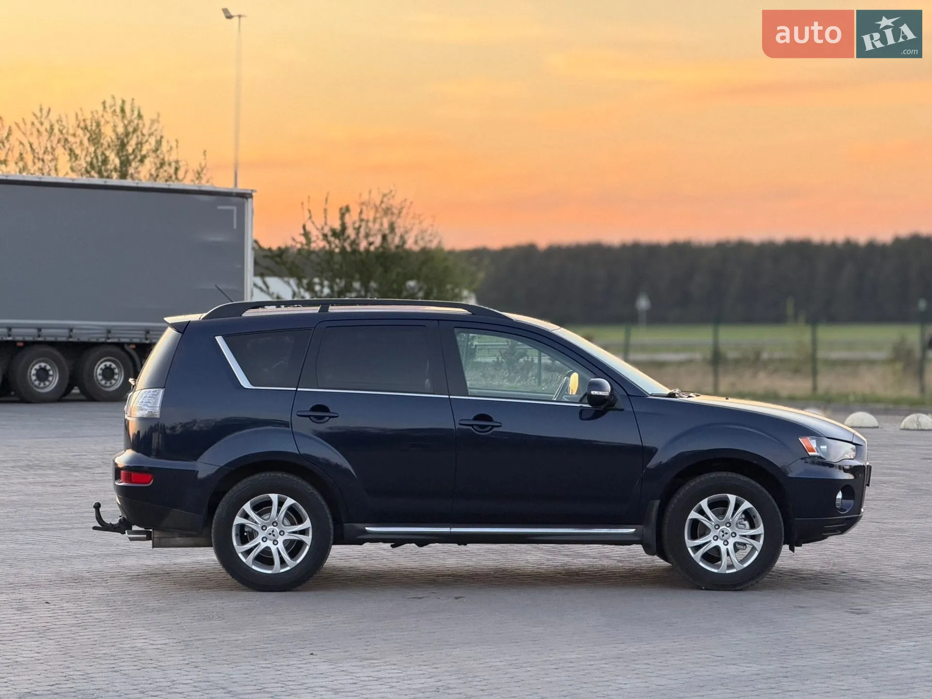 2010 Mitsubishi Outlander - мініатюра 20