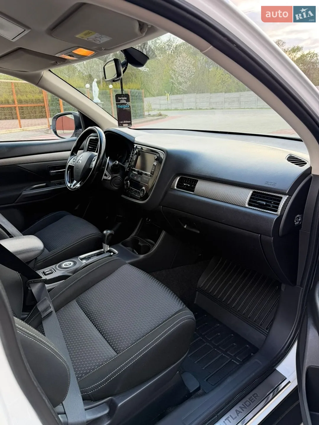 2016 Mitsubishi Outlander - мініатюра 32