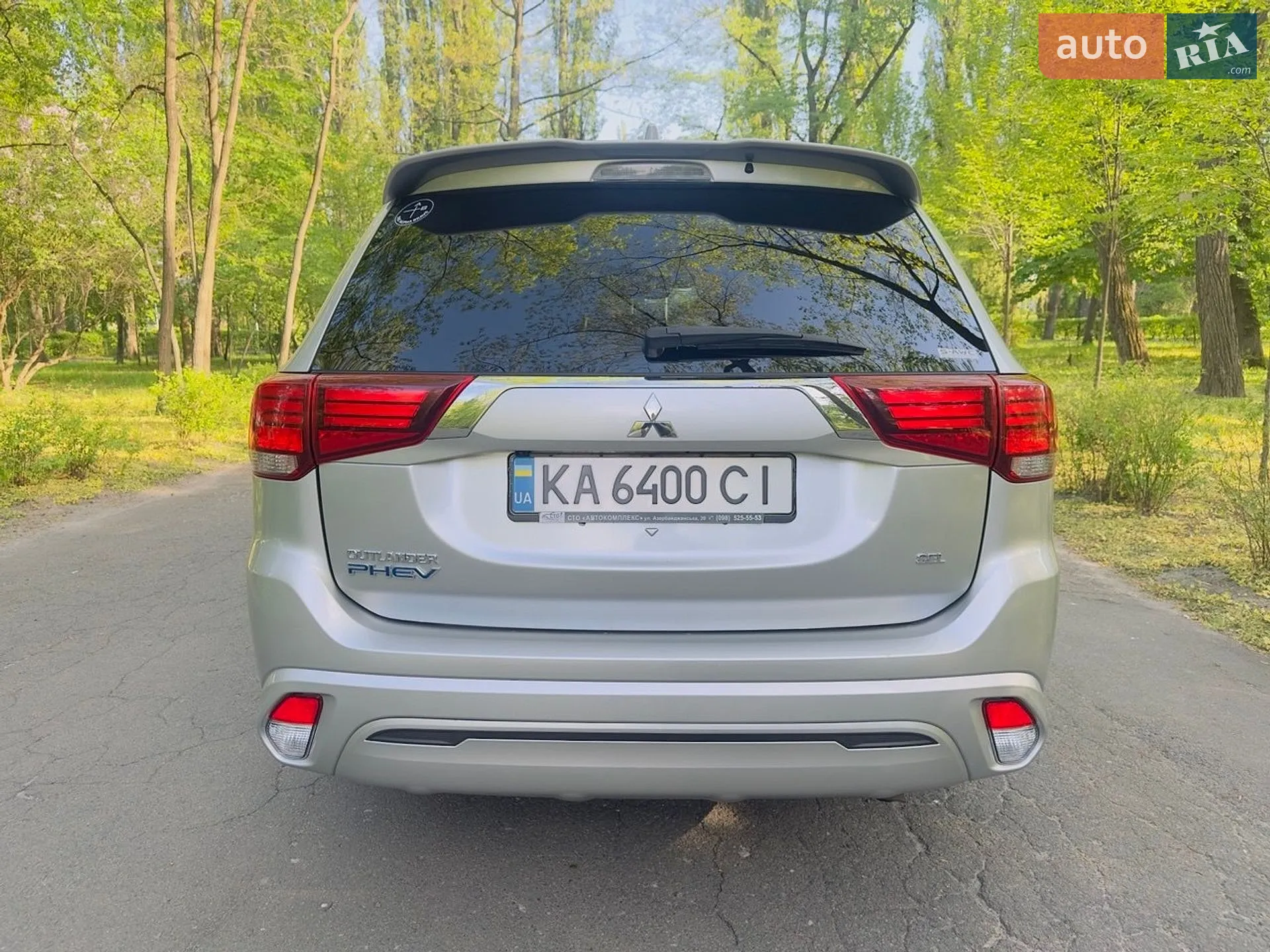 2022 Mitsubishi Outlander - мініатюра 16