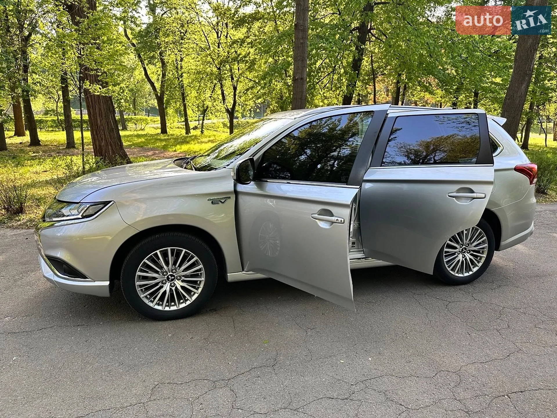 2022 Mitsubishi Outlander - мініатюра 7