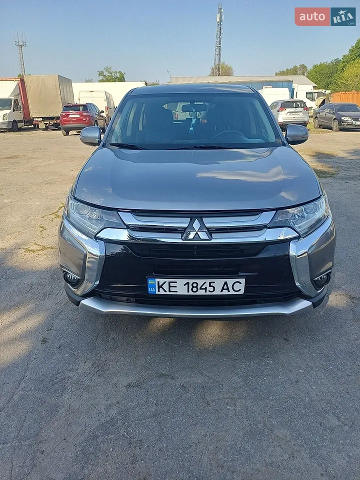2017 Mitsubishi Outlander - мініатюра 22