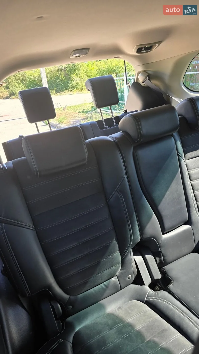 2020 Mitsubishi Outlander - мініатюра 8
