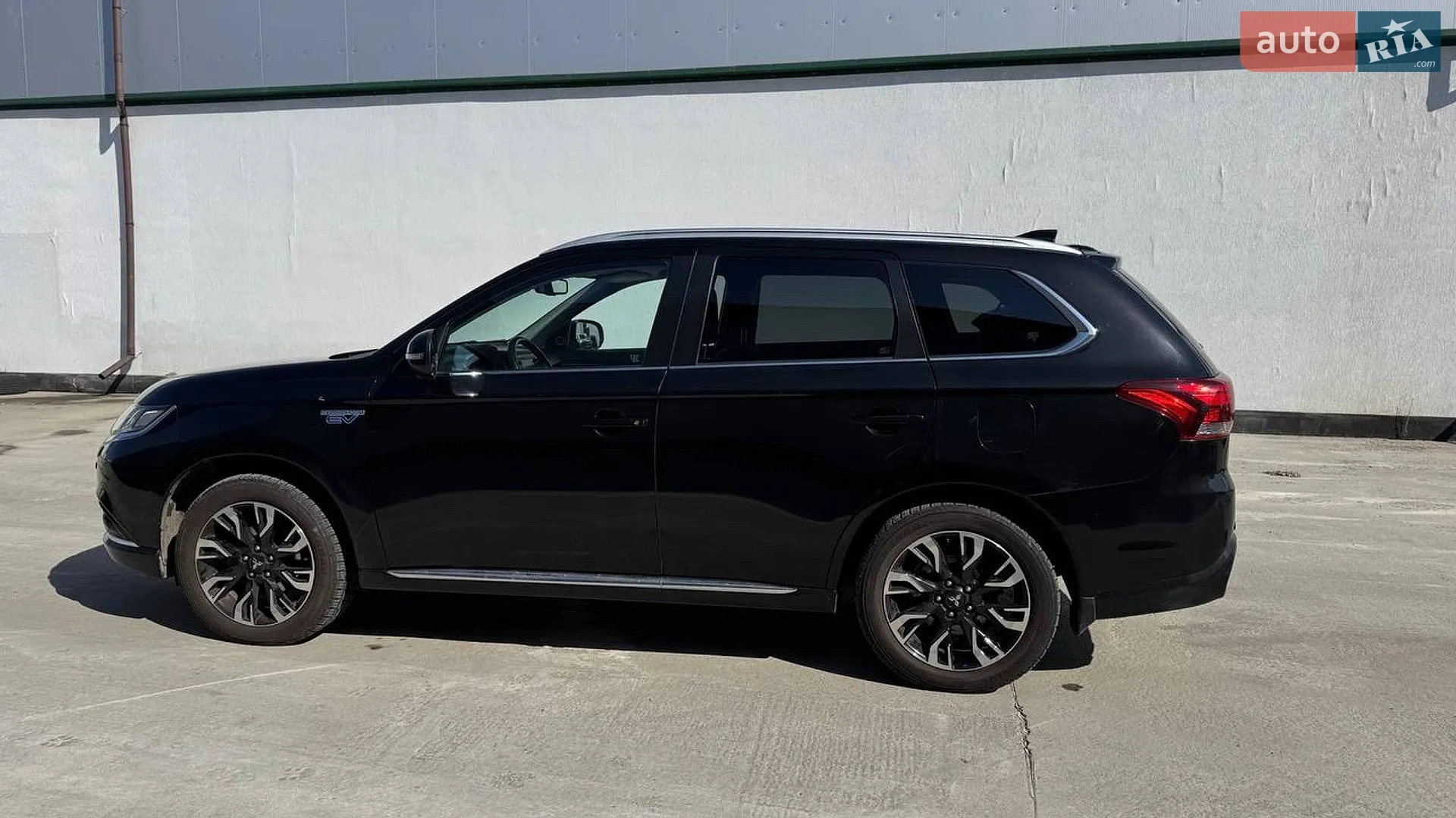 2016 Mitsubishi Outlander - мініатюра 8