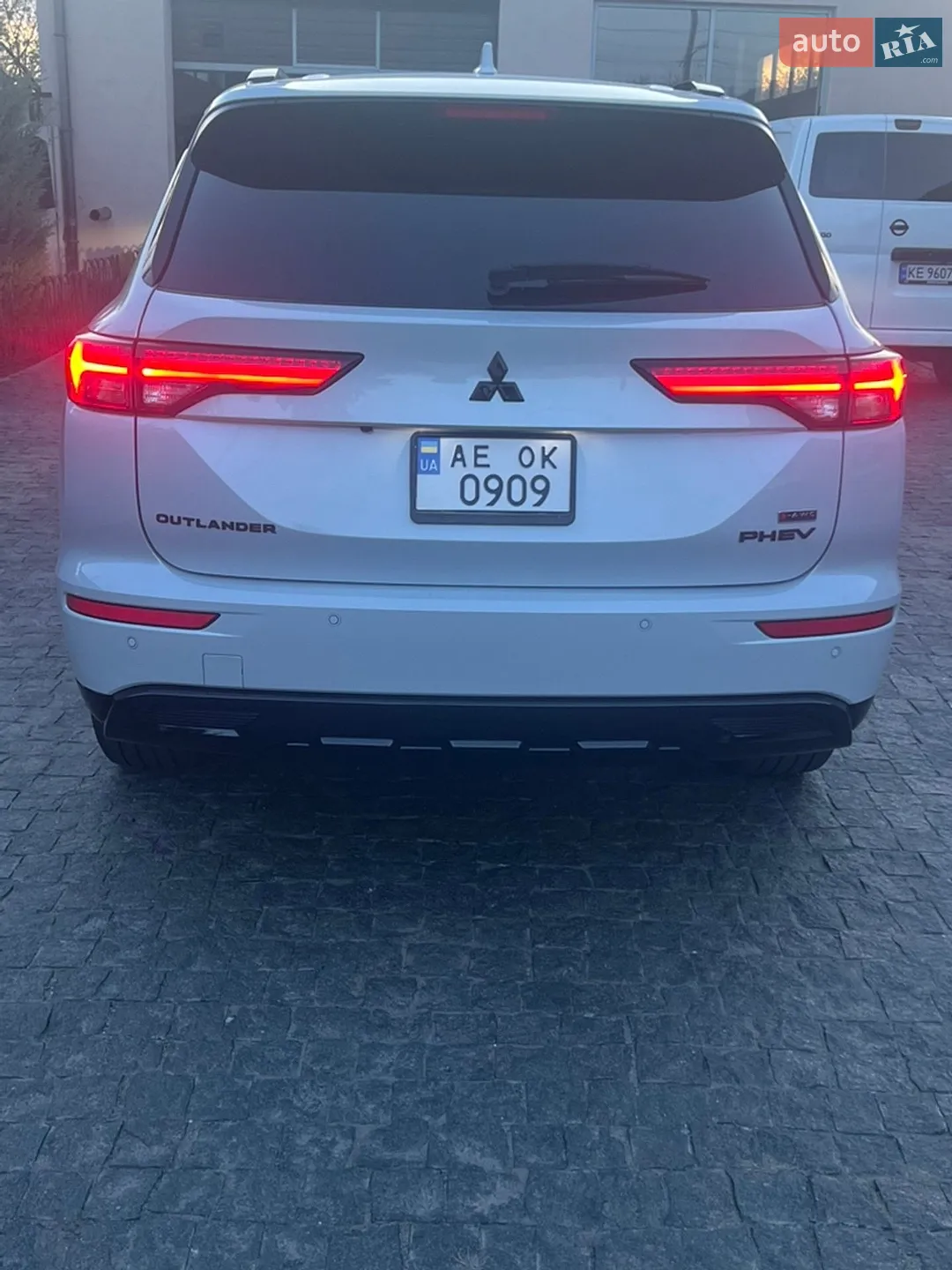 2023 Mitsubishi Outlander - мініатюра 9