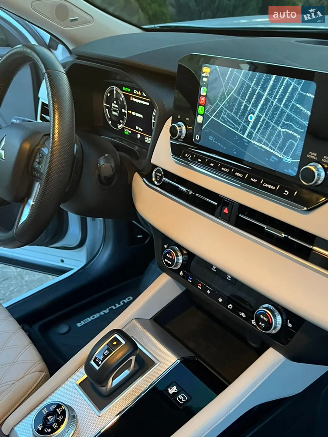 2023 Mitsubishi Outlander - мініатюра 35