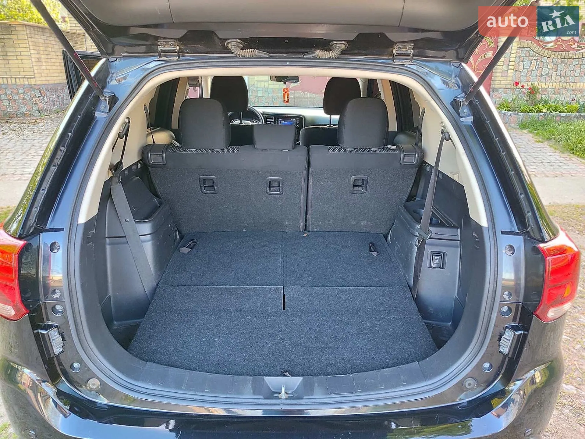 2018 Mitsubishi Outlander - мініатюра 15