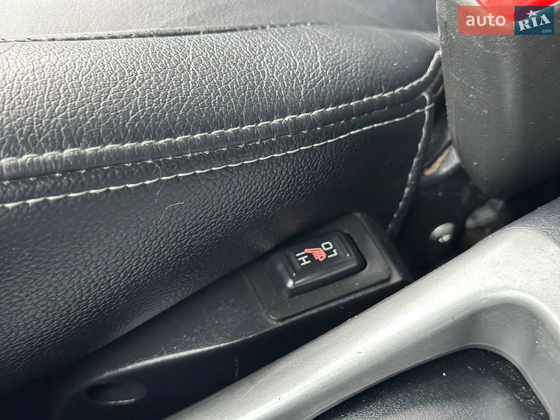 2012 Mitsubishi Outlander - мініатюра 25