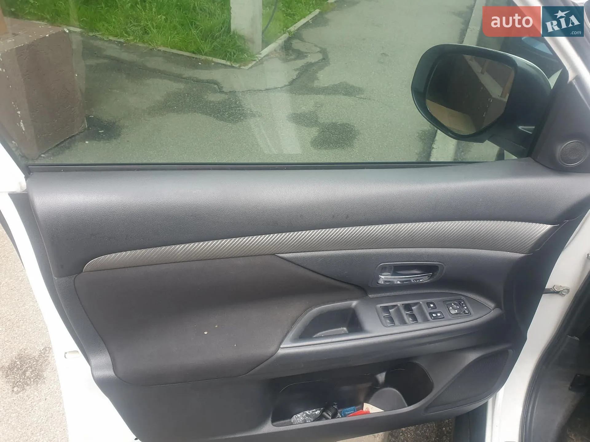 2013 Mitsubishi Outlander - мініатюра 8