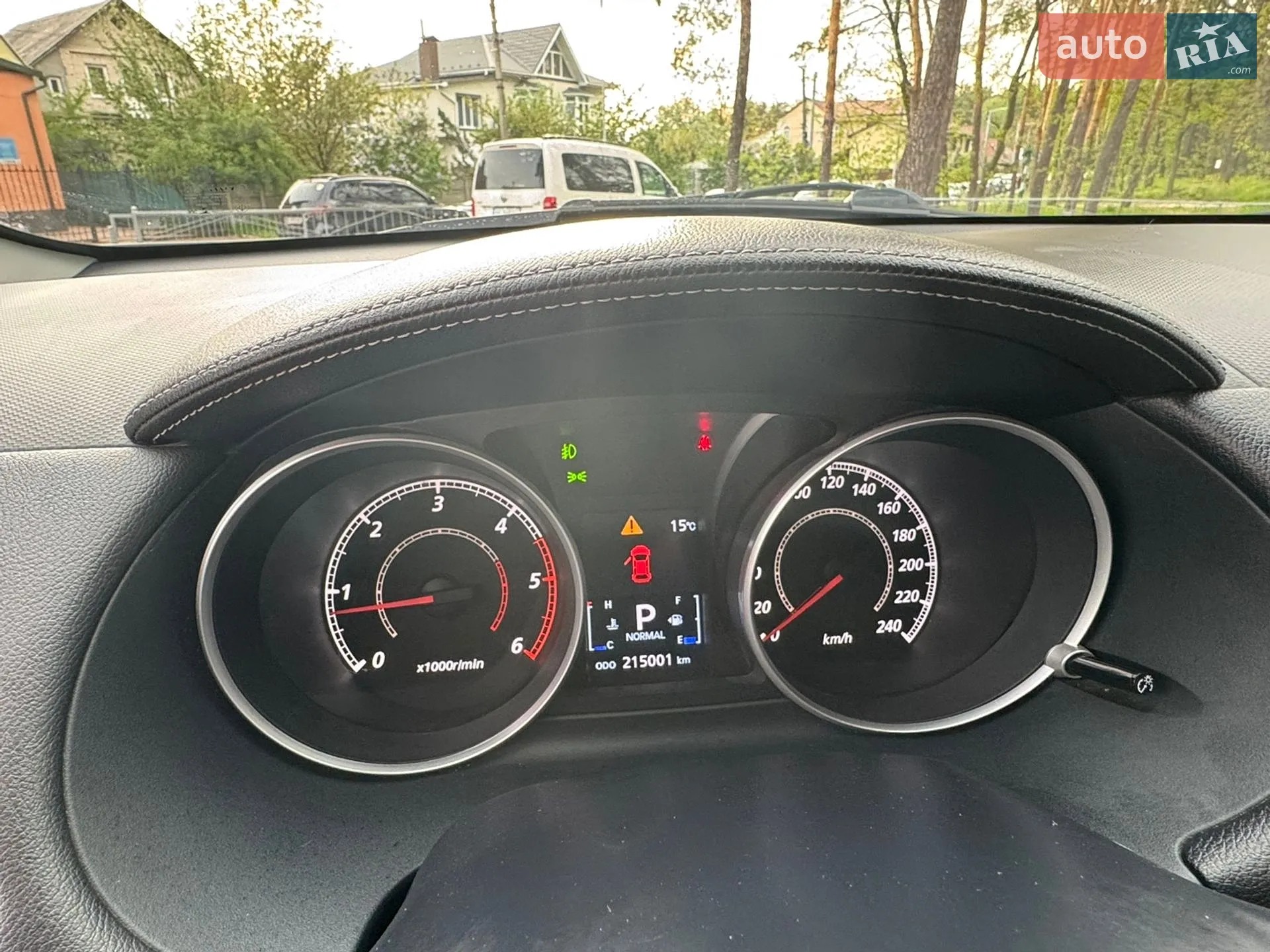 2010 Mitsubishi Outlander - мініатюра 14