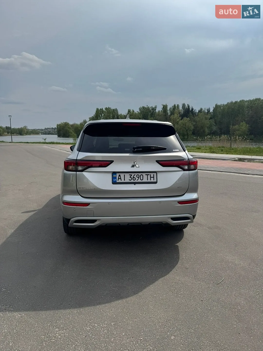 2022 Mitsubishi Outlander - мініатюра 7