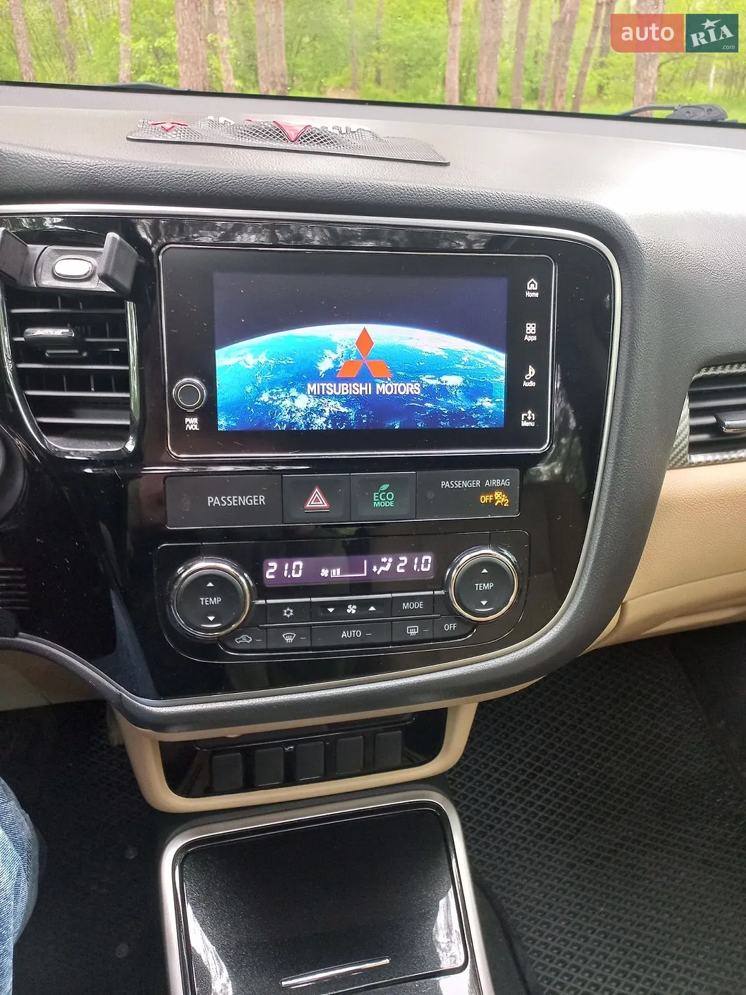 2017 Mitsubishi Outlander - мініатюра 12